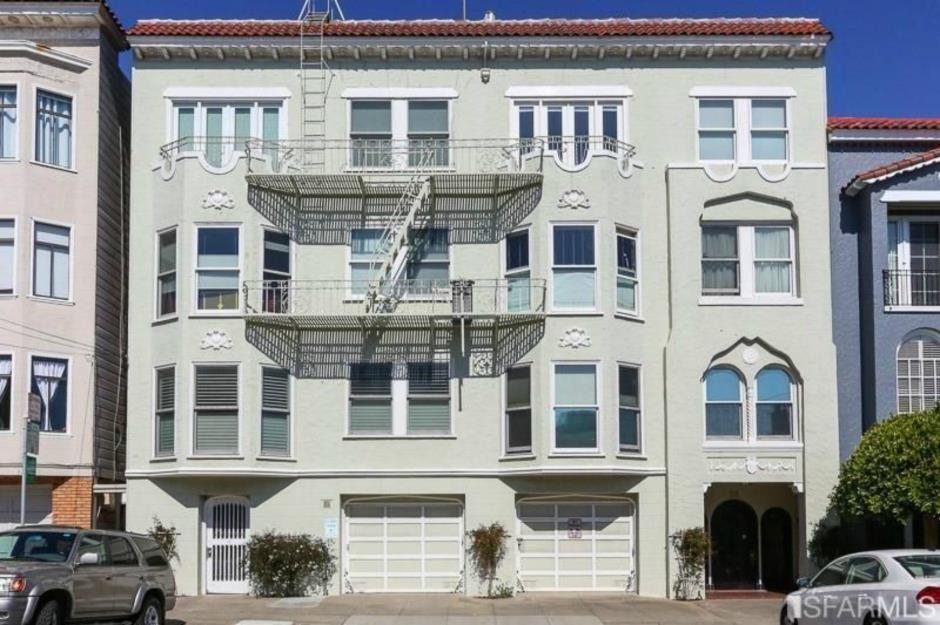 San Francisco: two-bedroom apartment